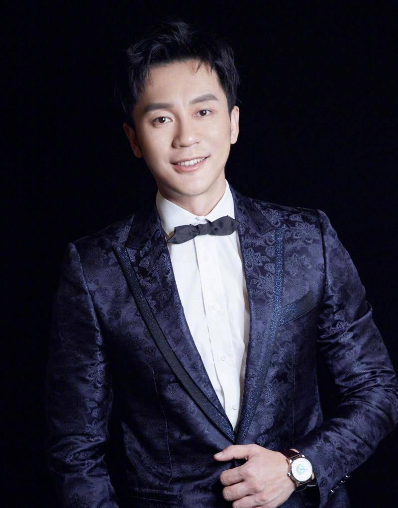 44岁的李晨终于为自己的"风流"付出了巨大代价_挑战_明星_事业
