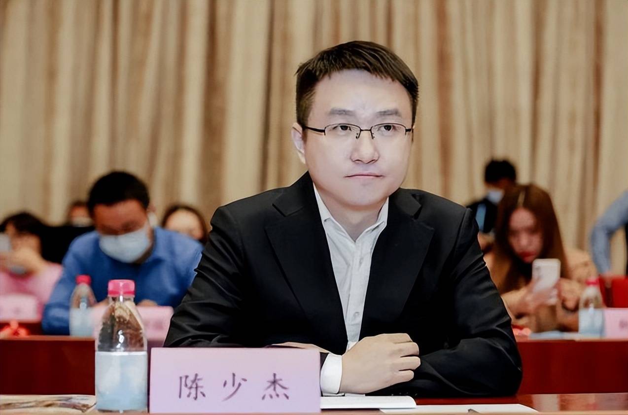 斗鱼ceo陈少杰涉赌被抓,39岁身家百亿,都是"赌"来的?