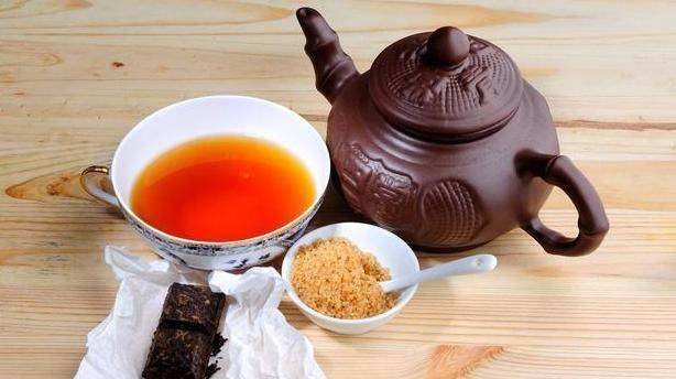 适合夏天喝的5款茶,清热又解暑,尤其三伏天要多喝,顺利度苦夏_普洱茶