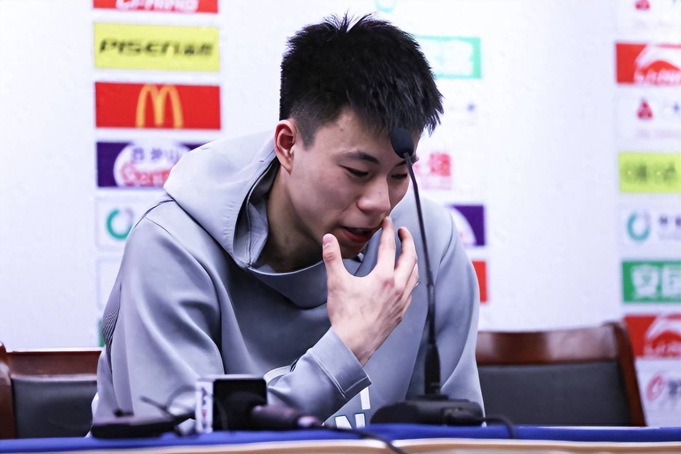 张镇麟事件仍发酵,涉事人员或面临刑事处罚,韩德君出面愤怒表态_辽宁