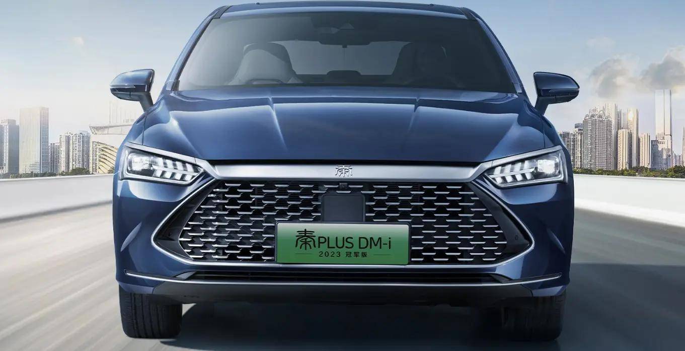 比亚迪秦plus dm-i限时降价,插电式混动轿车性价比再提升_搜狐汽车