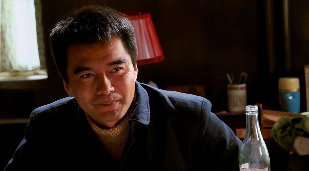 李崇霄病逝不到一年,再看遗孀茵娜的选择,才知道李崇霄有多聪明_李