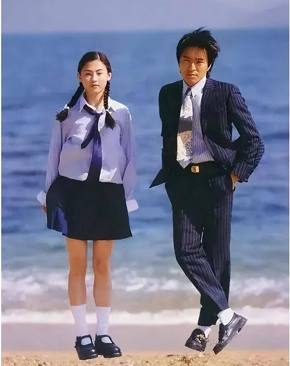 她的第二部电影是《少林足球》,在片中她扮演了一个与周星驰扮演的男