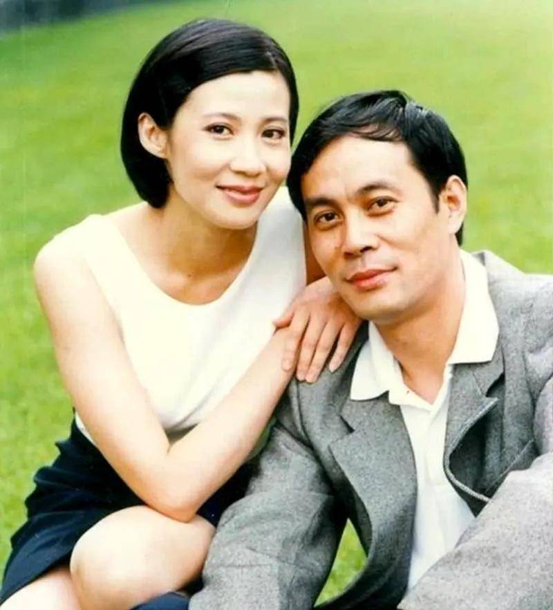 电影演员张桐的结婚照图片