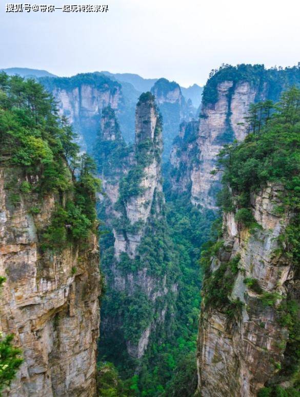 一生必去的旅游景点-张家界国家森林公园,天门山,凤凰古城_栈道_索道