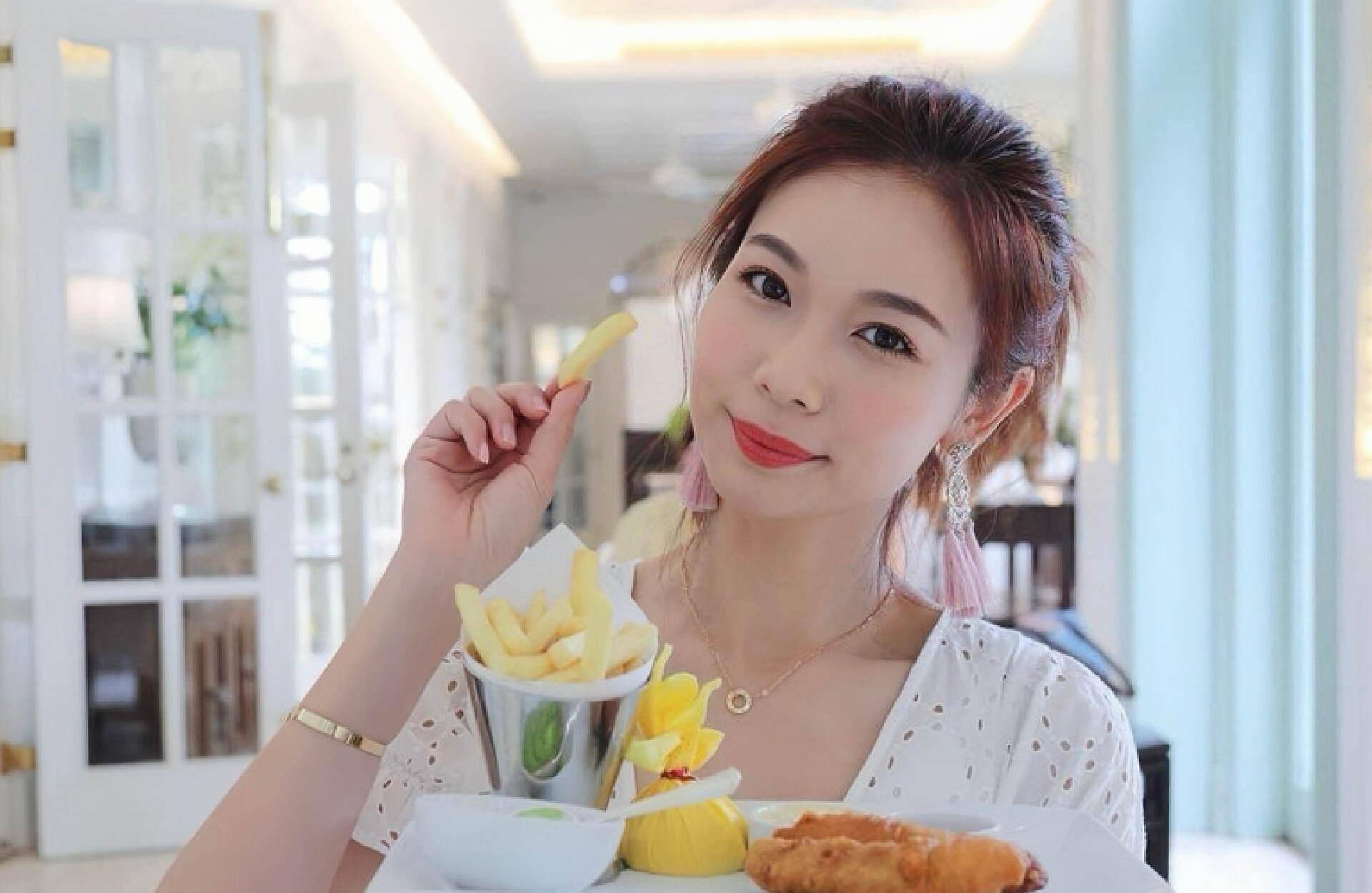 tvb前长腿女神遭质疑患病,瘦到双颊凹陷,做美容生意身家过亿_杨秀惠