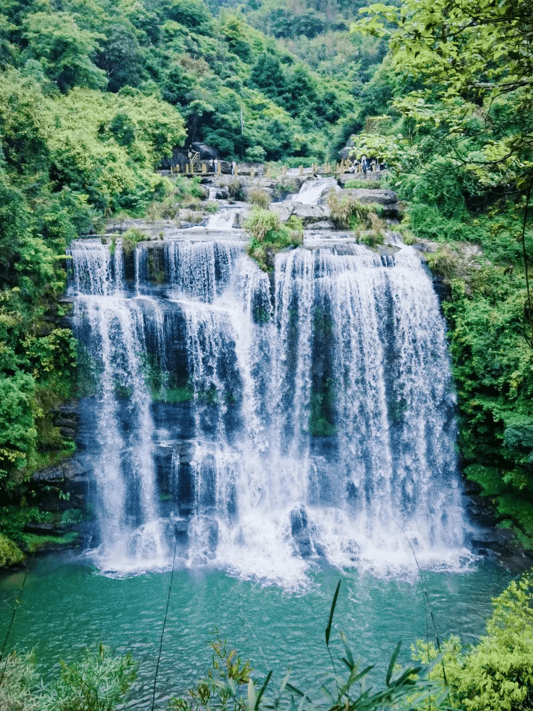 广西宜州九浪花瀑布图片