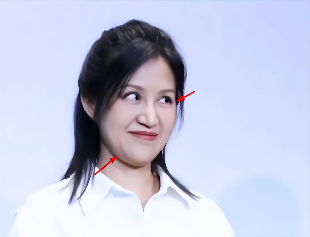 陆毅鲍蕾参加活动,夫妻俩大变样,生图认不出,胖的像怀了二胎_郭京飞