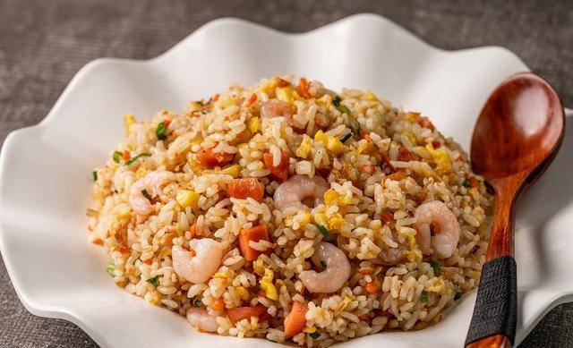 三款经典炒饭美食换种口味,让生活增添更多滋味,记得先收藏_口感_工艺