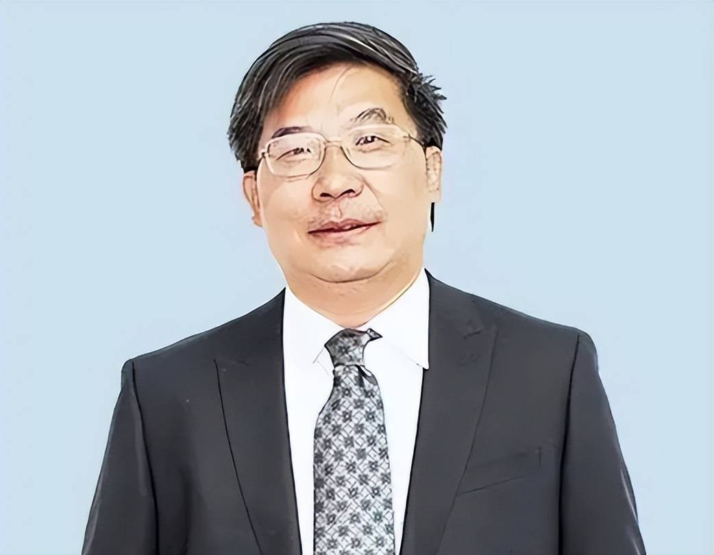 蹭武大热度,武大校友饶海唱衰母校,认为不如30年前,饶毅尴尬背锅_排名