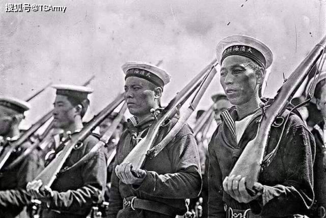 从清末到现代，中国海军100余年的军帽变迁史_手机搜狐网