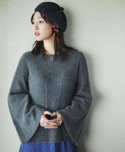 44岁陈羽凡胖出肚腩,与白百何互动亲密要复合?_白色_项链_蓝色