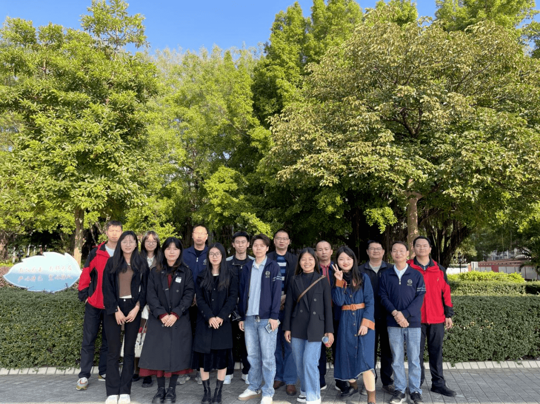 丰顺县黄金中学开展高一级家访活动_教育_家长_孩子