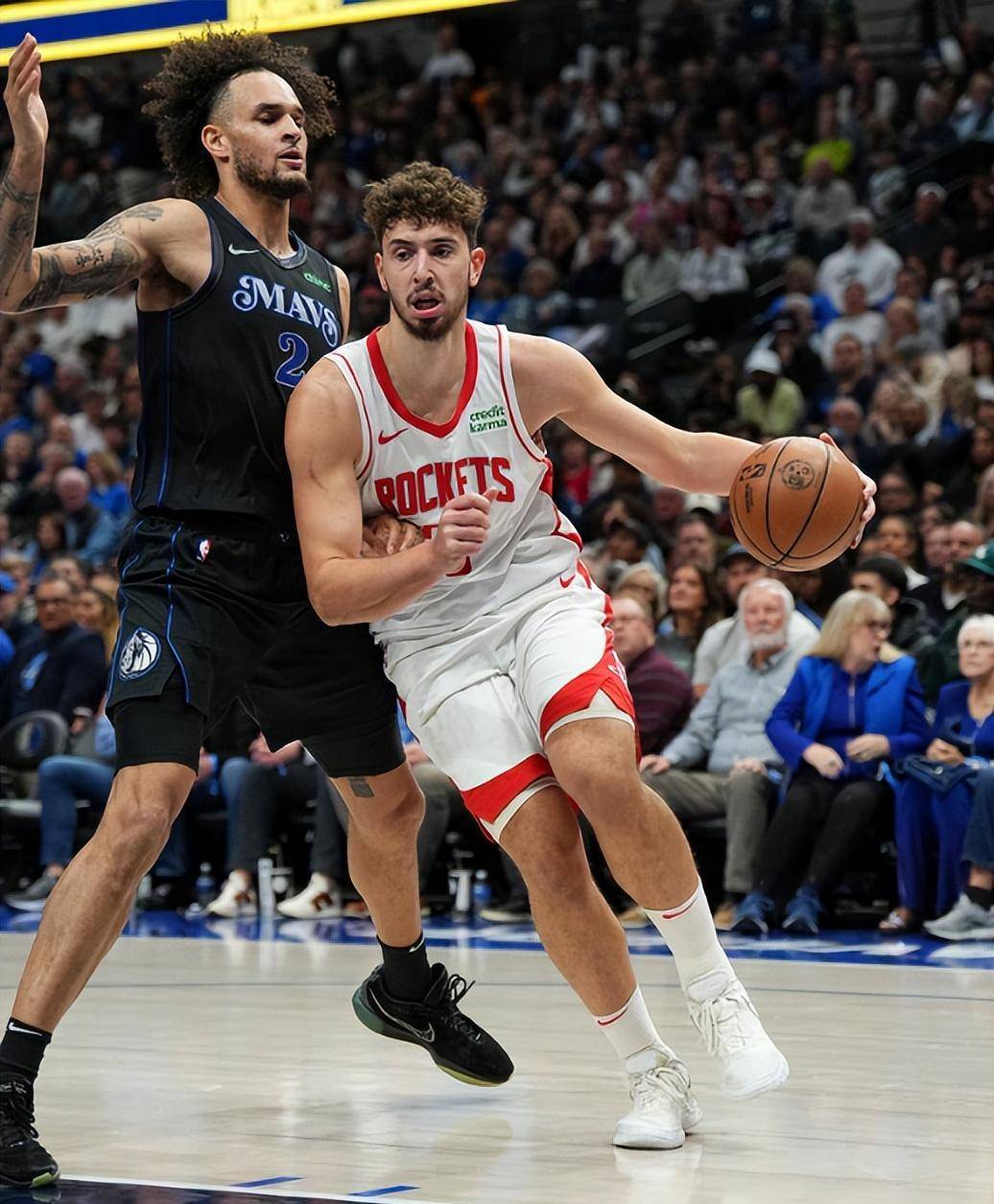 小约基奇31分领星哨,吴帅不满12次失误_命中_比赛_乌度卡