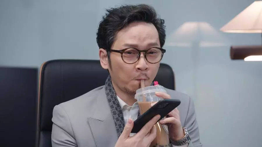 童颜扮反派遭嫌弃,tvb男星曾恶搞姜涛上位,出道17年斩获男配角_邓智坚