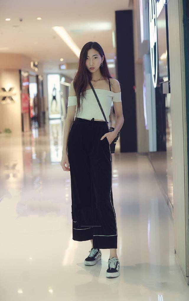 小姐姐无论是形象,身材,气质和颜值都不低啊_诸暨市_神器_美女