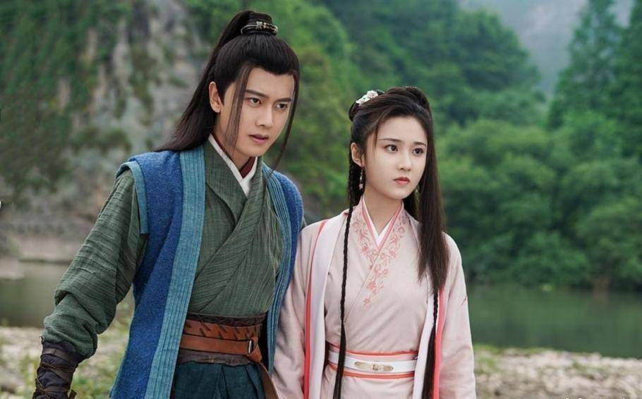 任嘉伦为拍戏克服恐高从悬崖"飞下",却被指小题大做,流量难当_替身