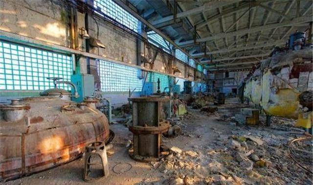 柳沟铁厂的代号就是焦作,专门修理机械的黄崖洞兵工厂的化名就是