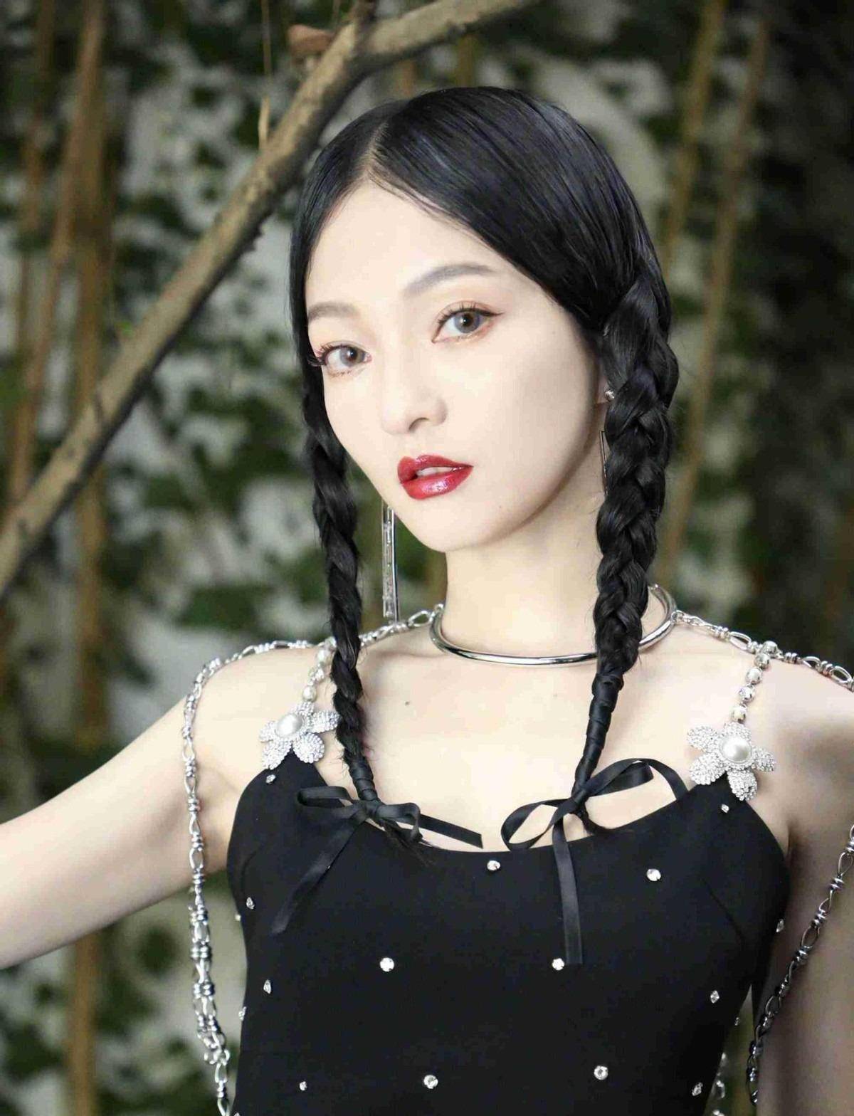 个个杏眼桃腮,藏有星星_陈德容_张韶涵_眼睛