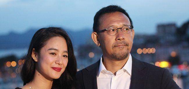 姜武姜文弟弟专宠1人,哥哥为宁静弃刘晓庆,转身再娶小15岁娇妻_周韵