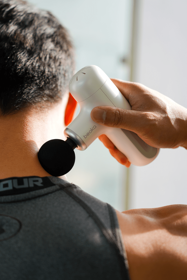 智能五合一,倍益康mini肌肉按摩器,随时随地做spa_运动_朋友_机身