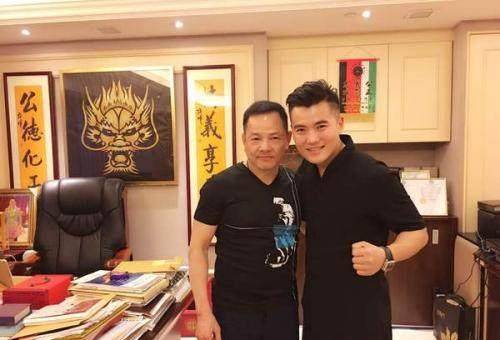 6米的他,比张子强还狠,是澳门"教父",手下马仔超10万!_香港_进行_时候