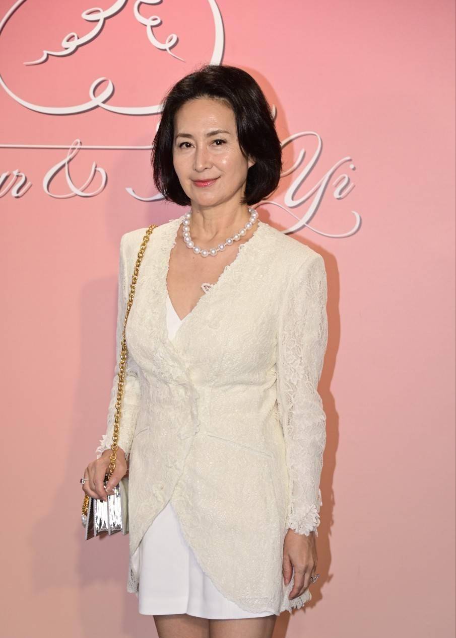 张艾嘉儿子结婚,设宴50桌众星云集,罕谈绑架风波:他很幸运_王令尘