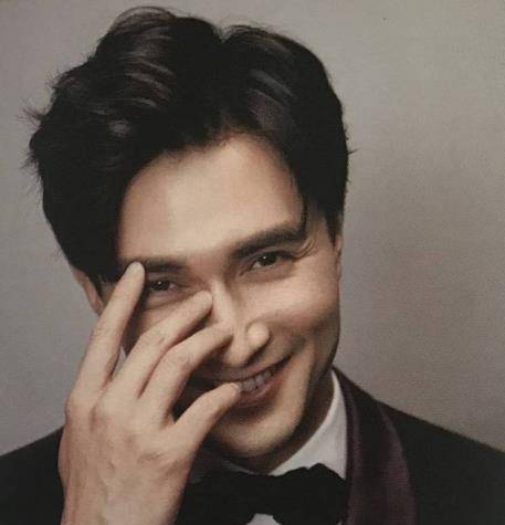 25岁才高考成功,如今成功逆袭为杨幂旗下主咖_高伟光_明星_经历