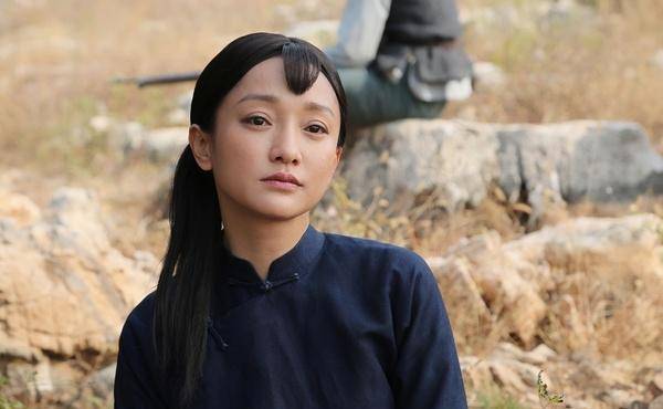 巩俐的戴九莲和周迅的戴九莲,你喜欢谁呢_余占鳌_父亲_张俊杰