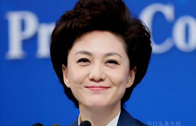 善恶终有报嫁大11岁清华教授的主持人海霞,走上了人生康庄大道_婚姻