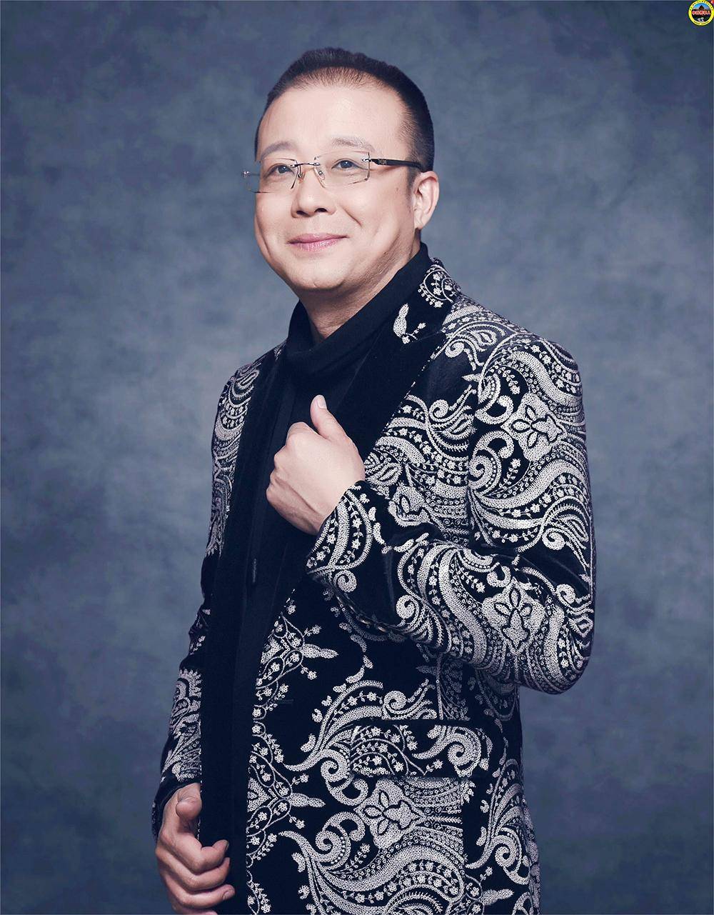 邮政为薄维在欧洲四国发行国礼珍贵邮册,著名军旅词曲作家车行老师