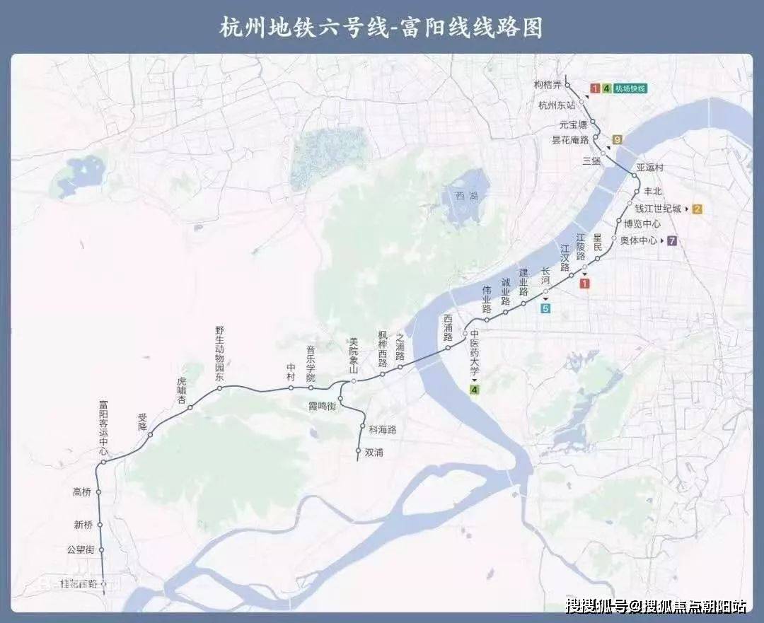 直線距離約800米處,就是杭富城際鐵路(6號線)新橋站(在建中),預計今年