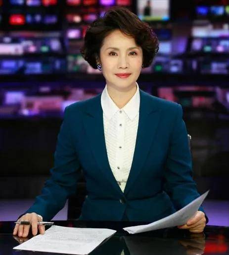 主播徐俐:二婚带着儿子嫁豪门,被男子和婆婆宠上天_张天蔚_工作_小