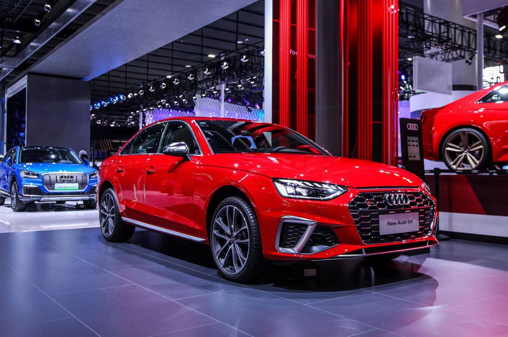奥迪A4 旅行车系列 & 奥迪 S4 家族 2024年型正式上市_搜狐汽车_搜狐网