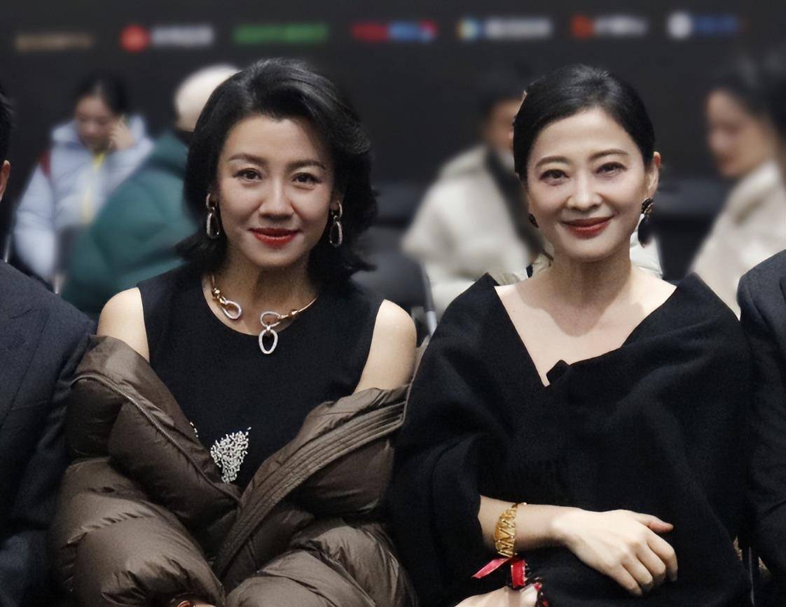 真空的张小斐,土气的刘琳,北京这一夜,女星审美差距,出来了_女明星