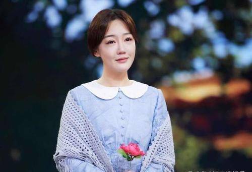 薛佳凝为胡歌放弃事业,到底值不值得?如今她过得怎么样了?