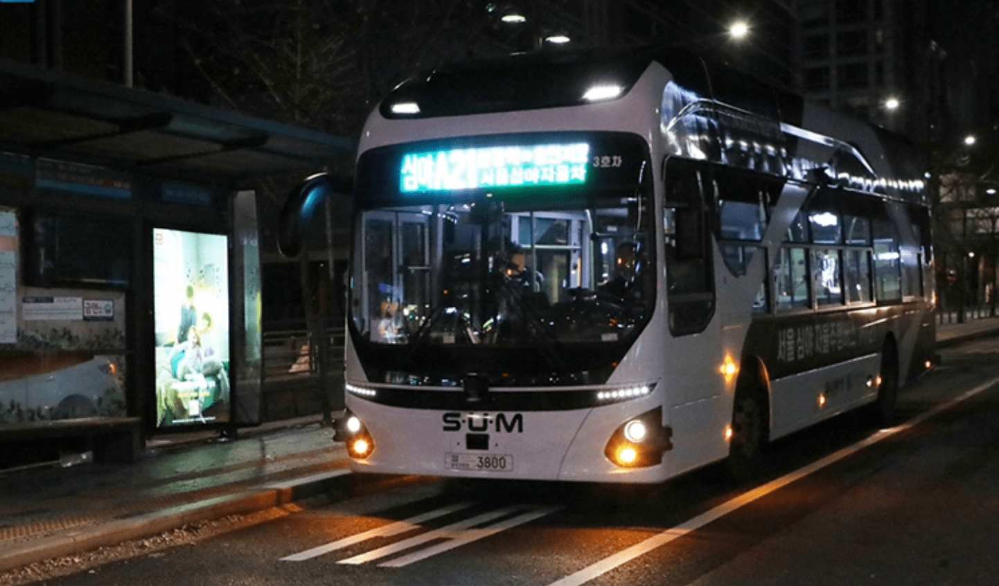 全球首条深夜自动驾驶公交线路在韩国首尔正式投入运营_市民_城市