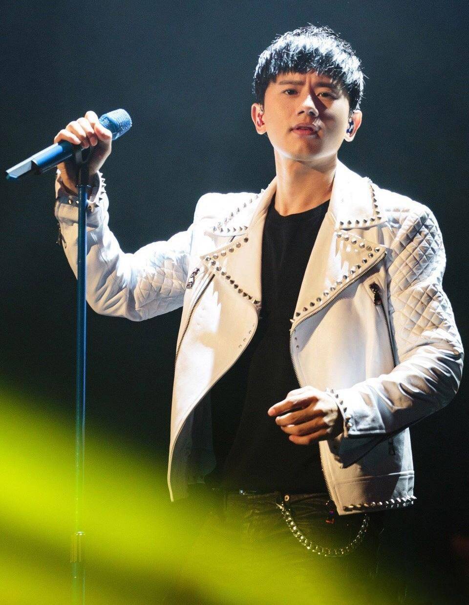 07届快男现状:张杰成为优秀歌手,魏晨转战影视,他才是最可惜的_陈楚生