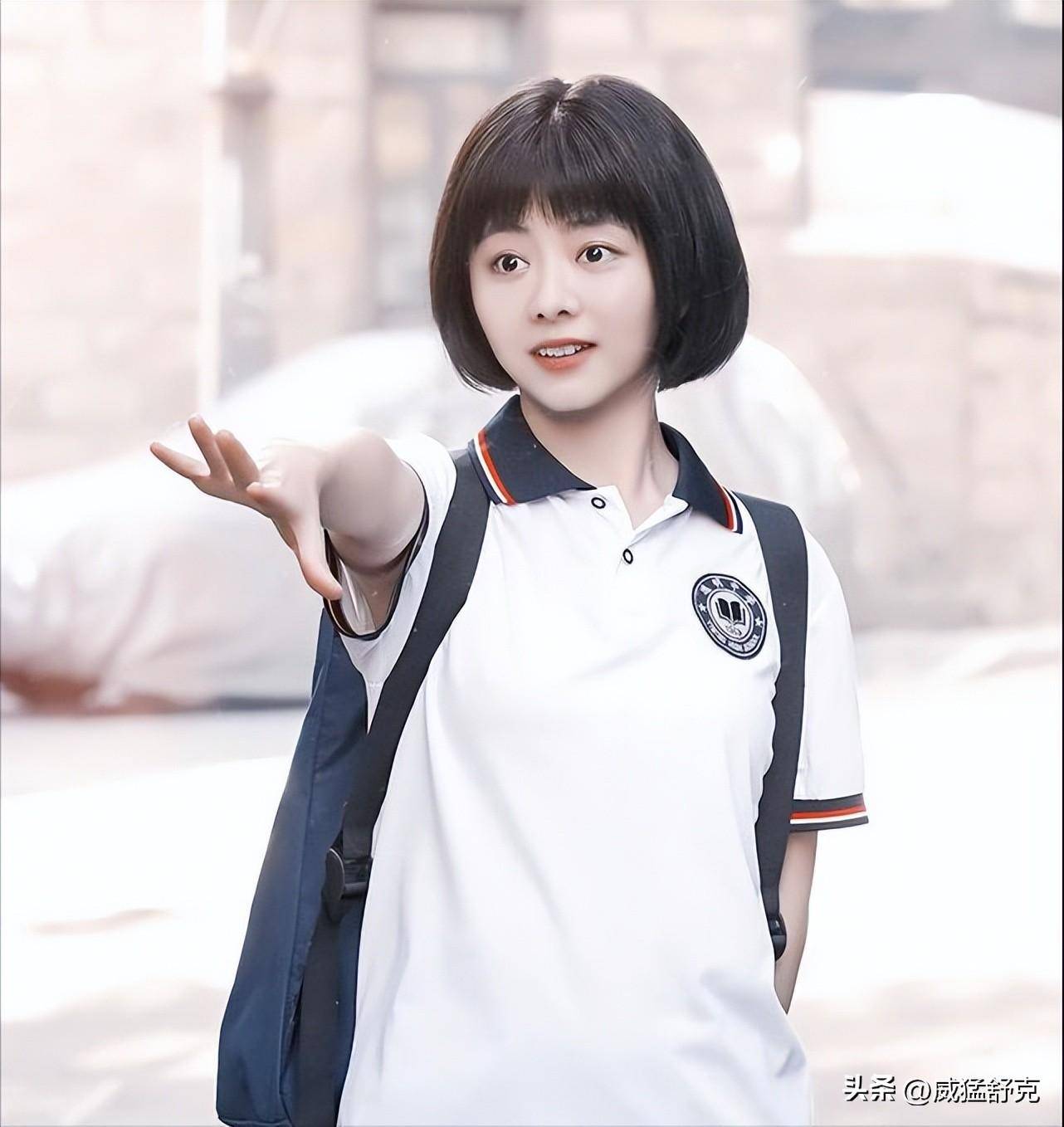 曝谭松韵与万达公子华汉隐婚生子,身价堪比王思聪,工作室回应_李沁