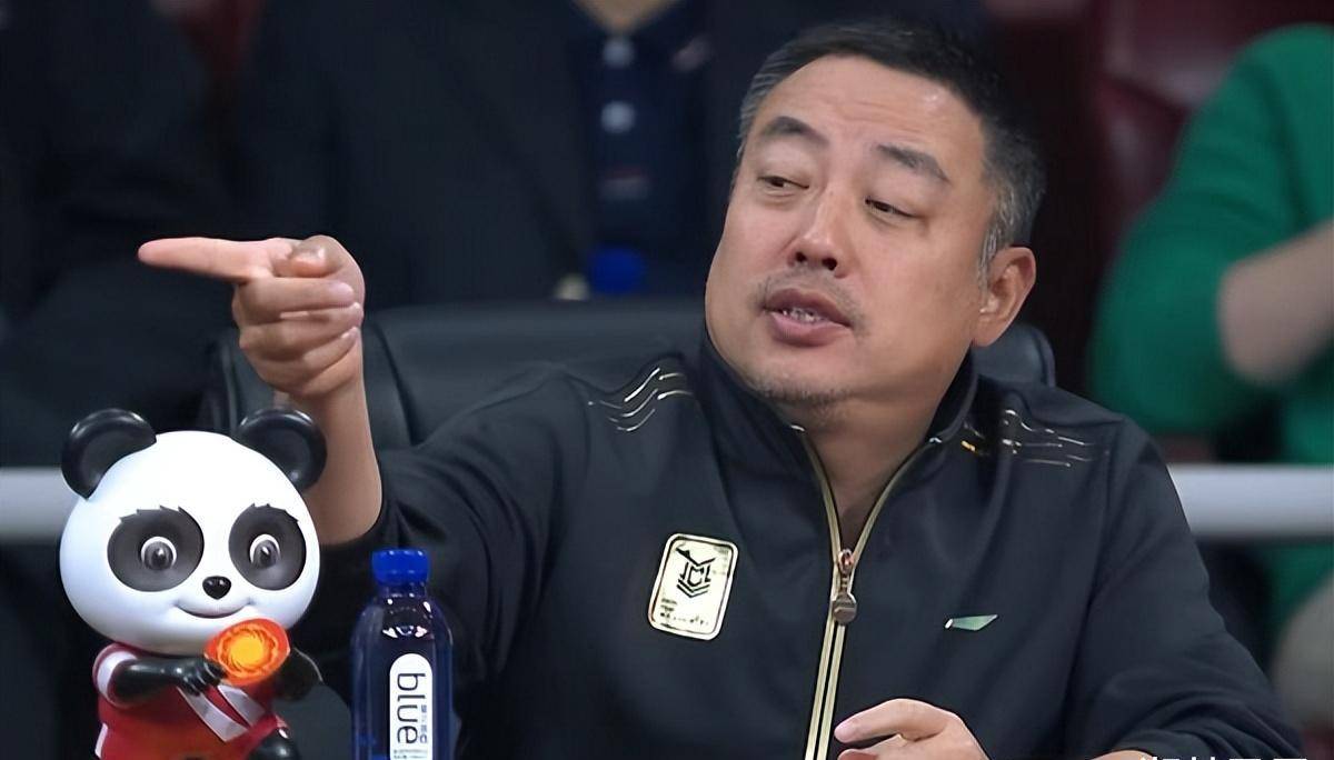 国乒8-1获胜,王曼昱证明自己,马琳笑意融融,刘国梁运筹帷幄_比赛