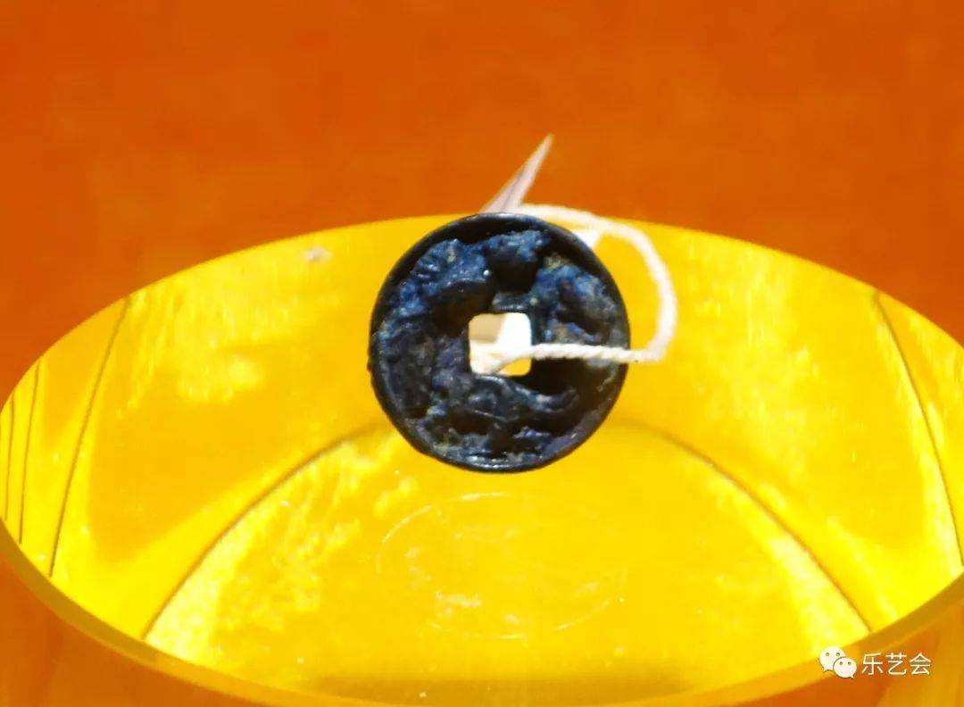 素,募缘四众建造泗州大圣宝塔,以善聪收得众舍利,特置石函银瓶盛贮,安