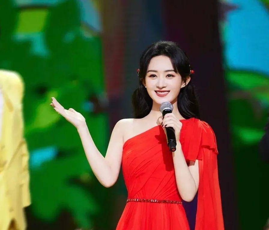 39岁的唐嫣,35岁的赵丽颖,正在打破女性背负的"幸福枷锁"_事业有成