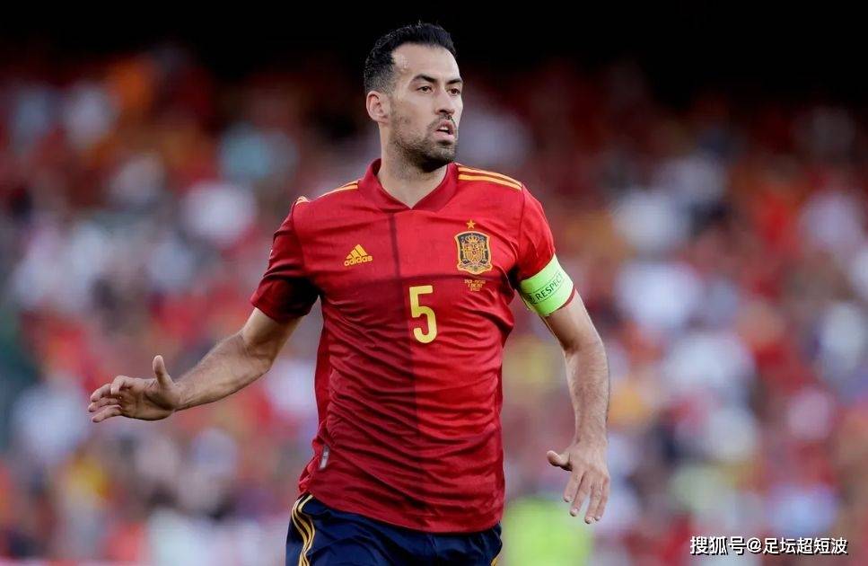 西班牙足球史上十大巨星,三冠王伟业群星闪耀_世界杯_欧洲杯_比赛