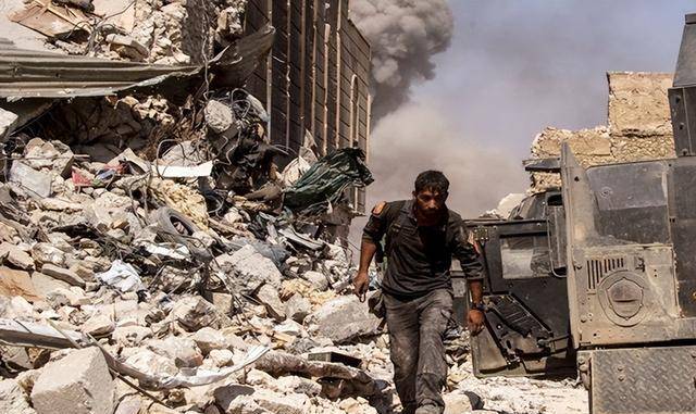 巴格达迪死亡细节:被军犬扑倒,引爆炸弹背心,带着2个孩子_伊拉克_组织