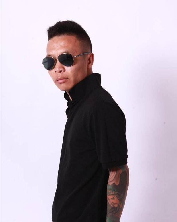 曝演员张浩有黑社会背景!