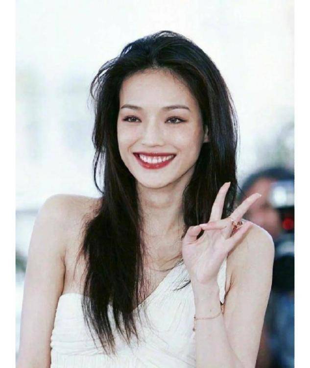 看舒淇,倪妮气质多迷人_五官_骨骼_轮廓