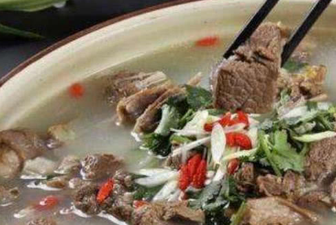 炖羊肉，加“这1味”相当于白炖！许多人不懂，难怪汤不鲜营养低(图3)