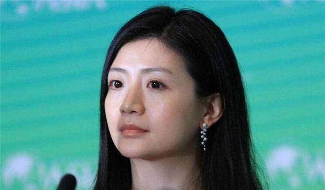 李颖追随马云9年,身价百亿却单身,择偶标准:不能打扰我工作_云锋基金