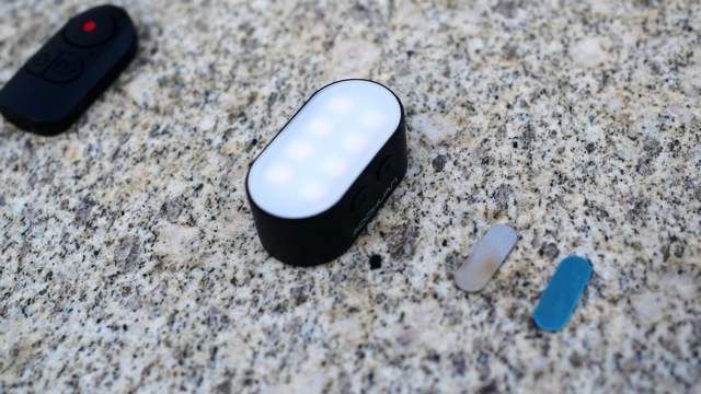 带稳定器的防抖自拍杆,支持AI人脸追踪:奥川M2 PRO体验