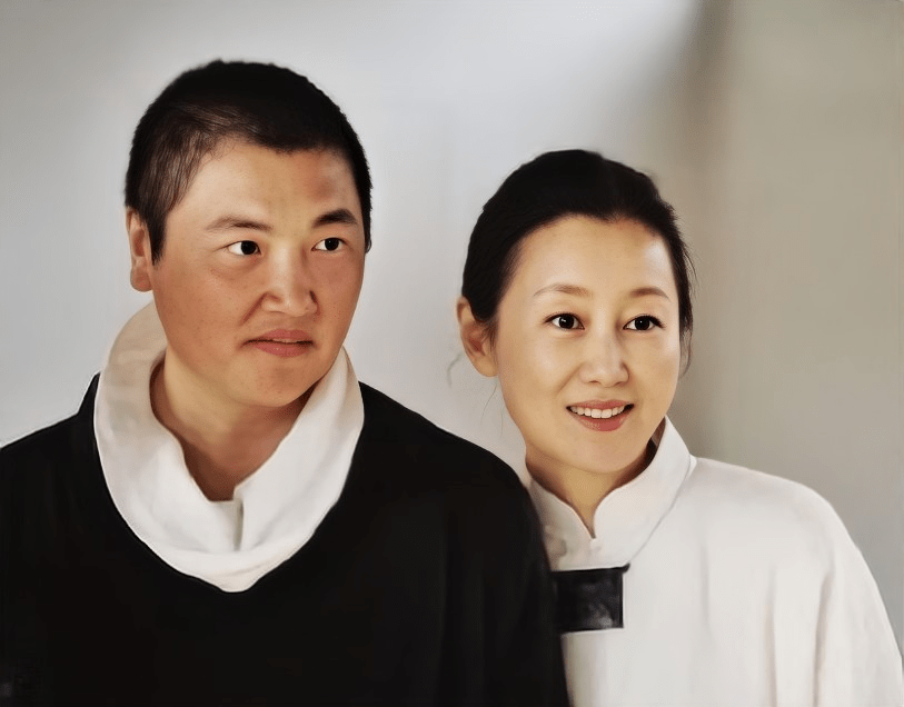 弃9年发妻买红妹,娶三婚潘蔚,"流浪"三线小城的孙楠后悔了吗_辛欣